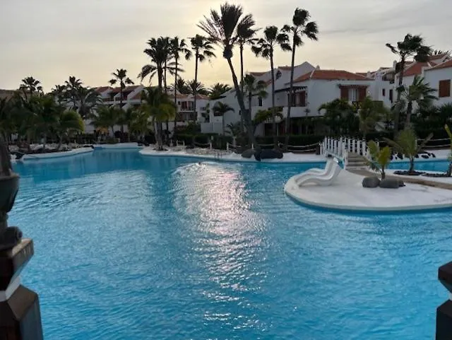 דירה פלאייה דה לאס אמריקס Seafront Studio Camison Beach ספרד